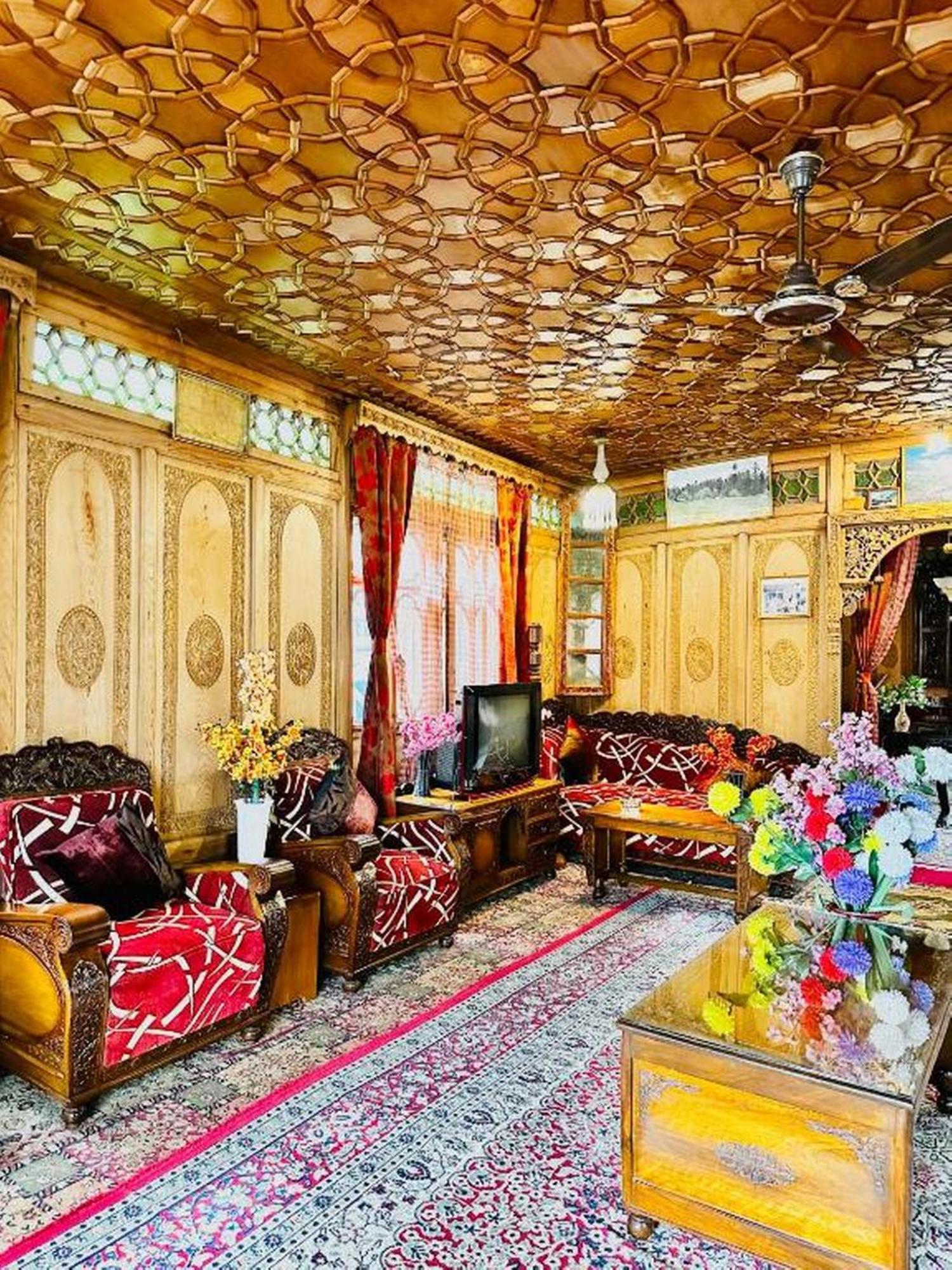 Hotel Floating Luxury Group Of Houseboats Srīnagar Zewnętrze zdjęcie